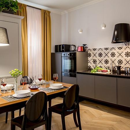 Borgo Pio Charme Apartment โรม ภายนอก รูปภาพ