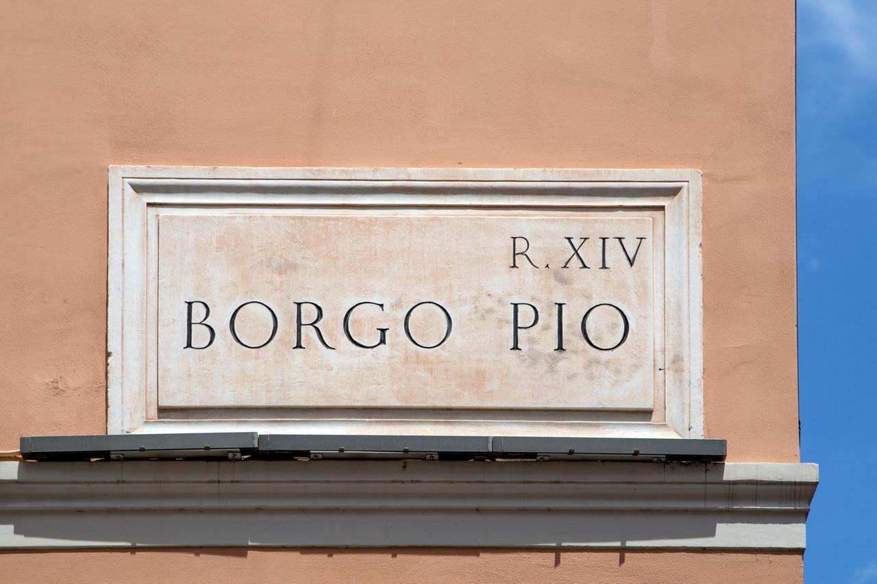 Borgo Pio Charme Apartment โรม ภายนอก รูปภาพ